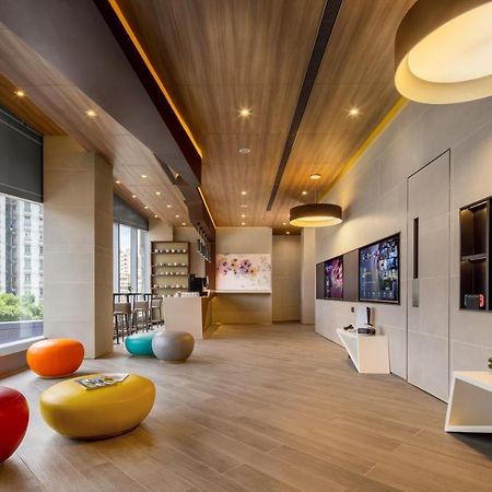 Starphire Hotel Hong Kong Bagian luar foto