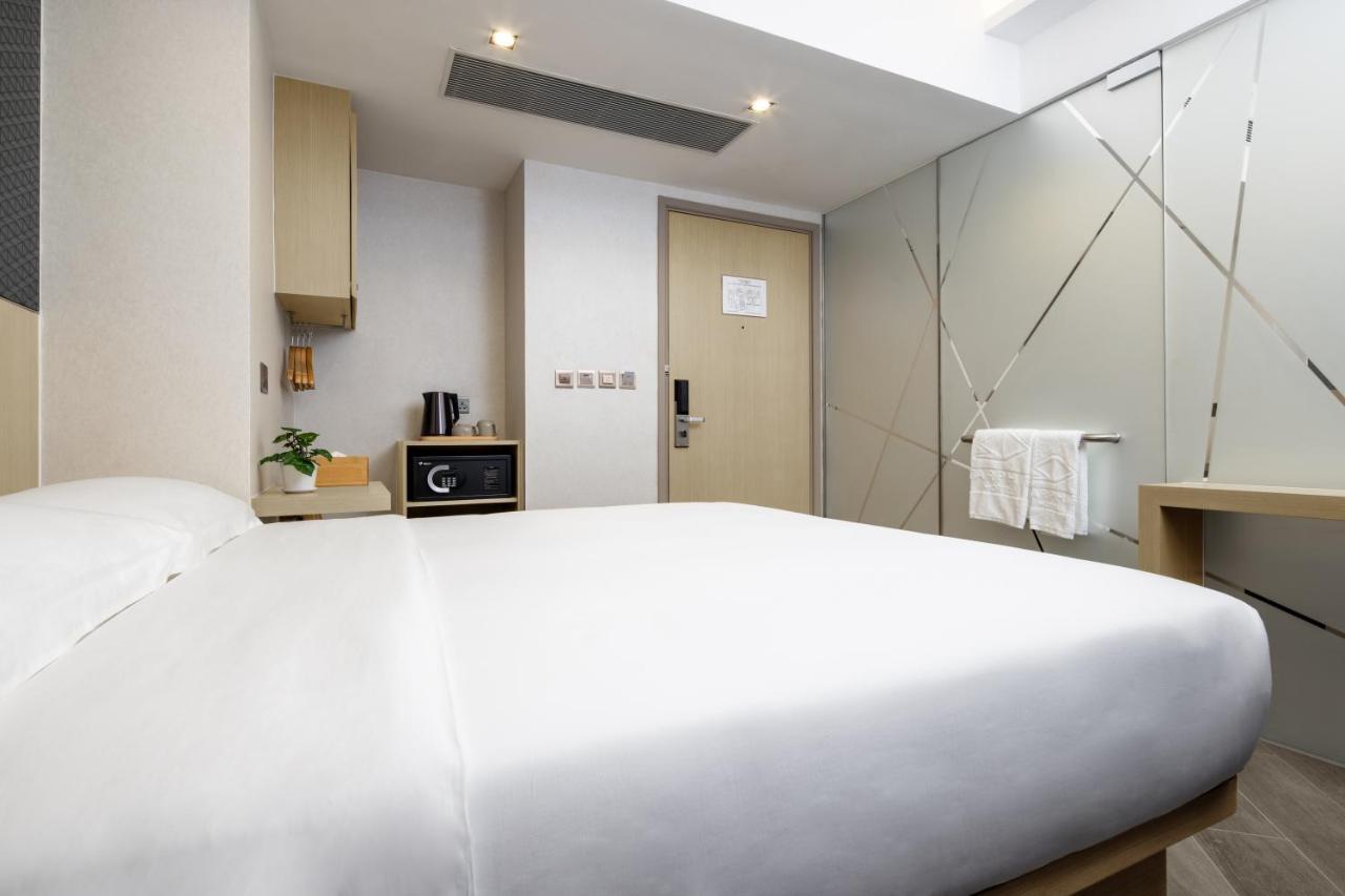 Starphire Hotel Hong Kong Bagian luar foto